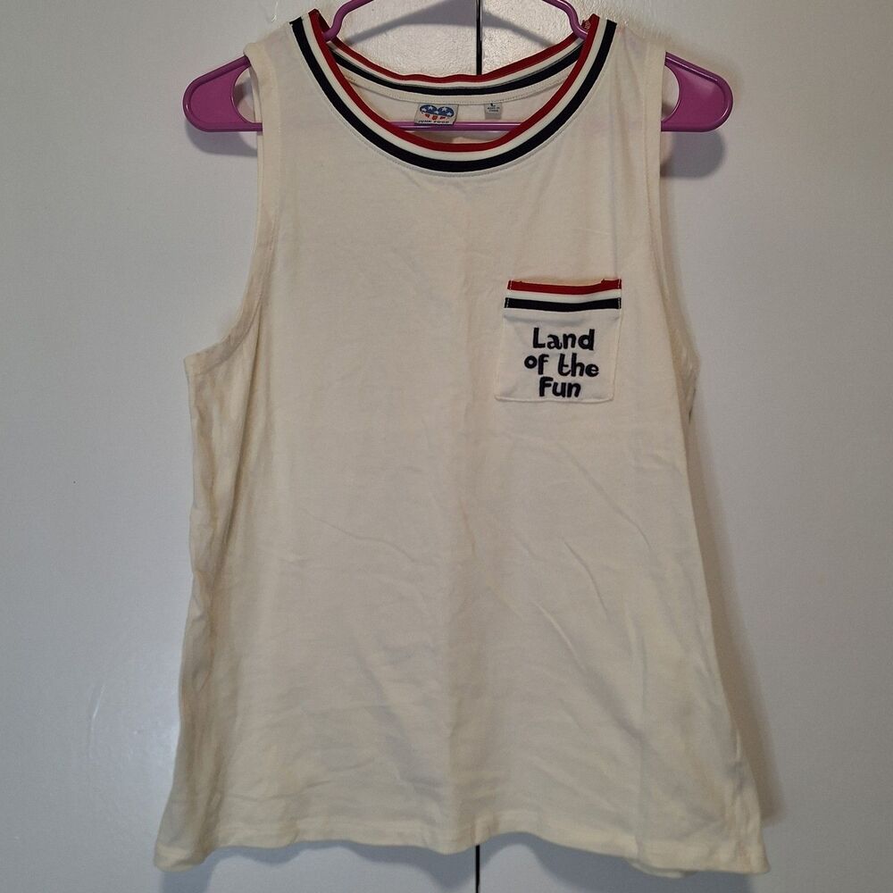 Junk Food Land Of Fun Beige Red Blue Adult Casual Graphic T-shirt Size M